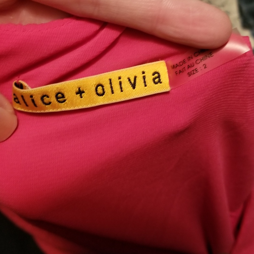 Alice + Olivia Pink Ruched Detail Dress - Picture 3 of 7